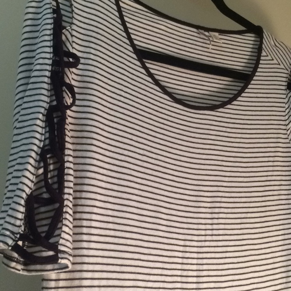 Cato striped top; sleeve detailing